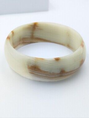 Hand carved polished stone banded bangle bracelet onyx